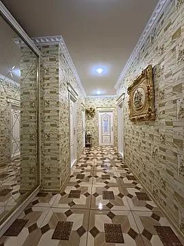 Satılır 3 otaqlı mənzil 126 m²