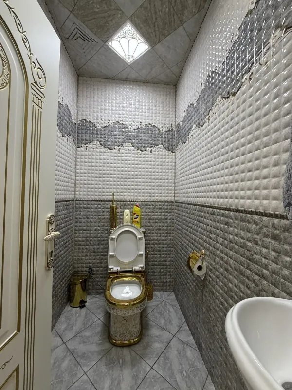 Satılır 3 otaqlı mənzil 126 m²