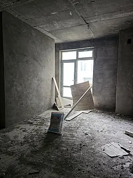 Satılır 2 otaqlı mənzil 101 m²