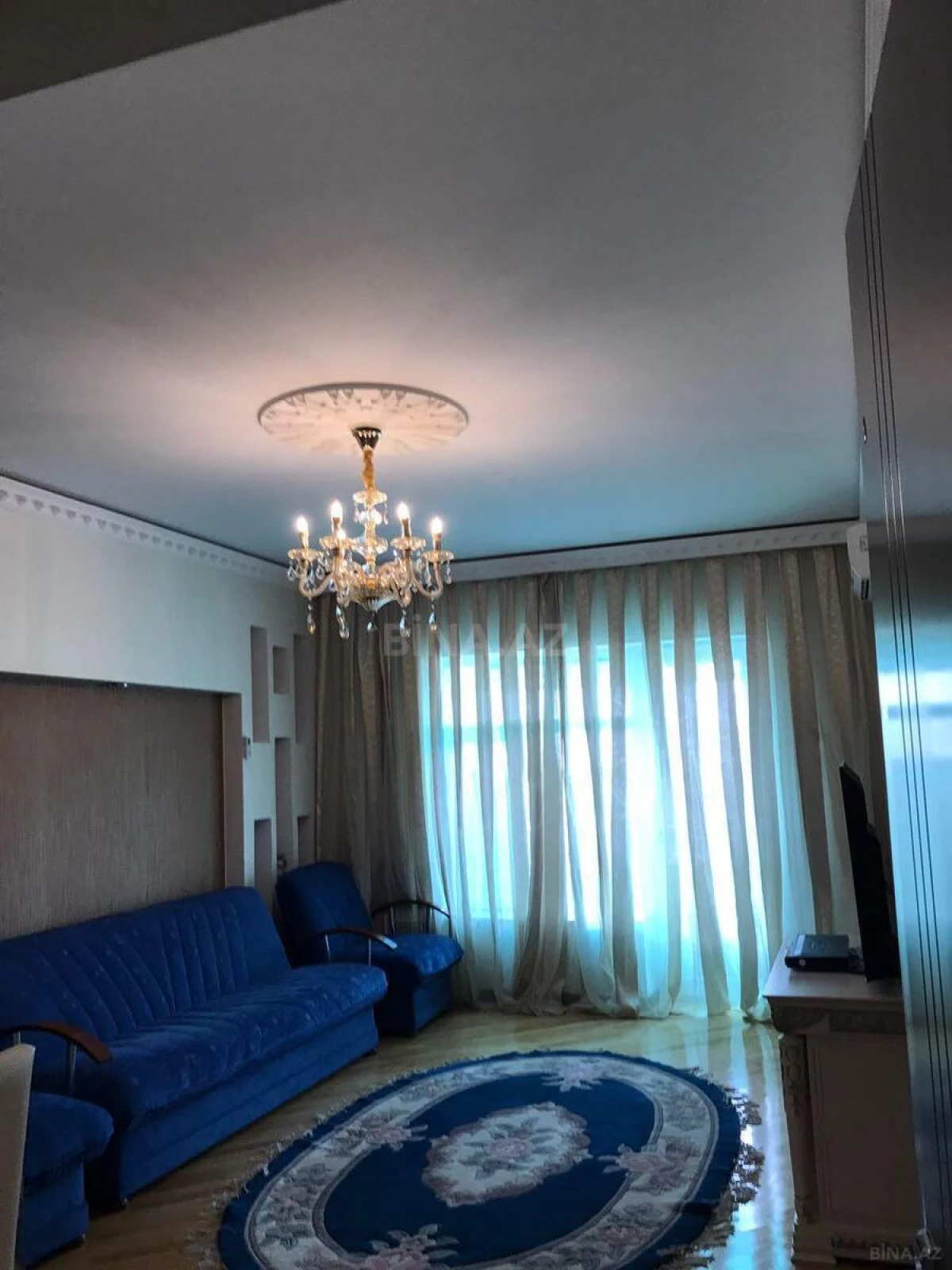 Satılır 3 otaqlı mənzil 110 m²