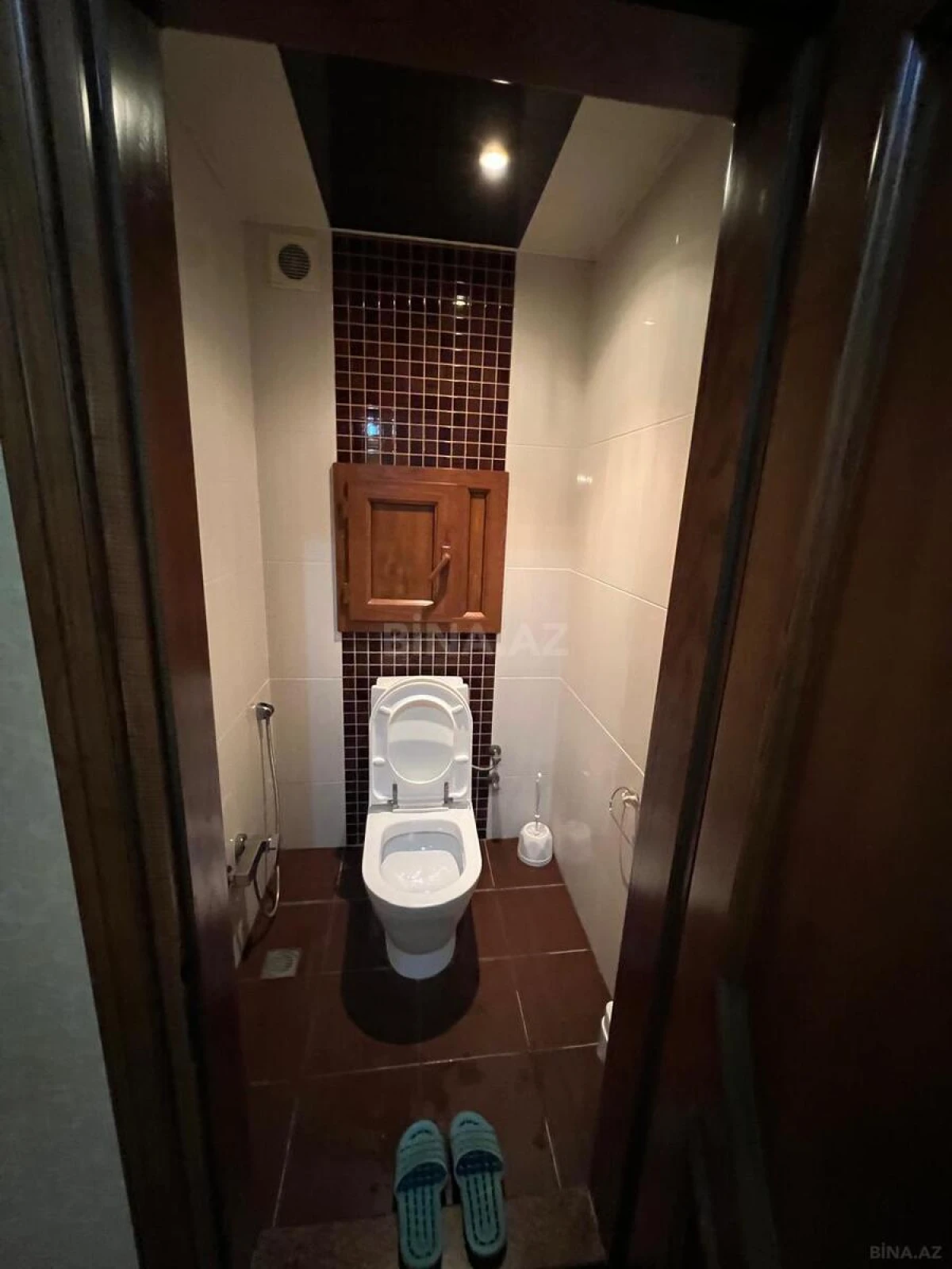 Satılır 3 otaqlı mənzil 132 m²