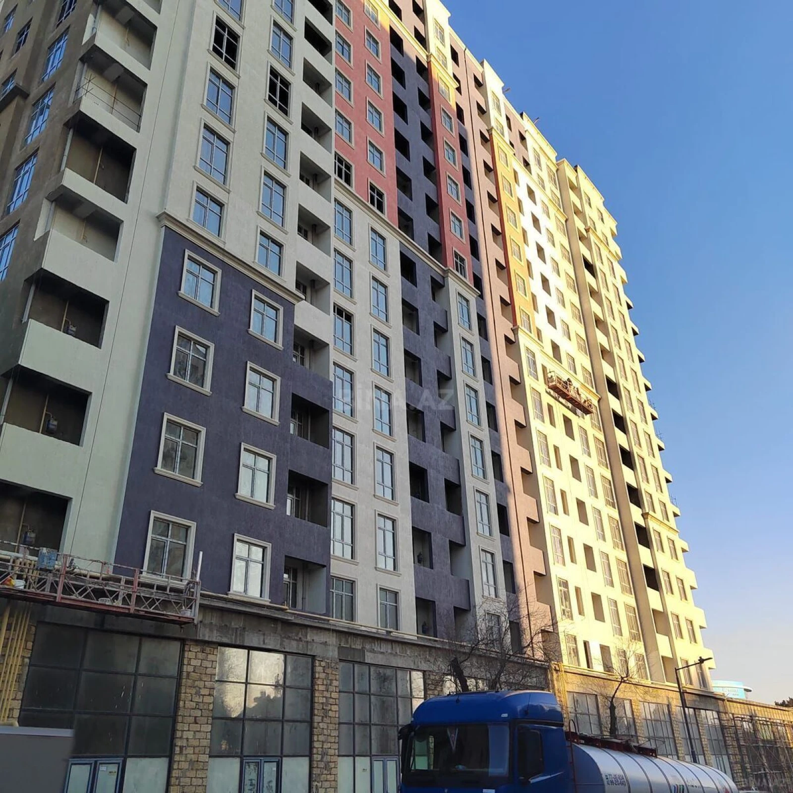 Satılır 1 otaqlı mənzil 49 m²