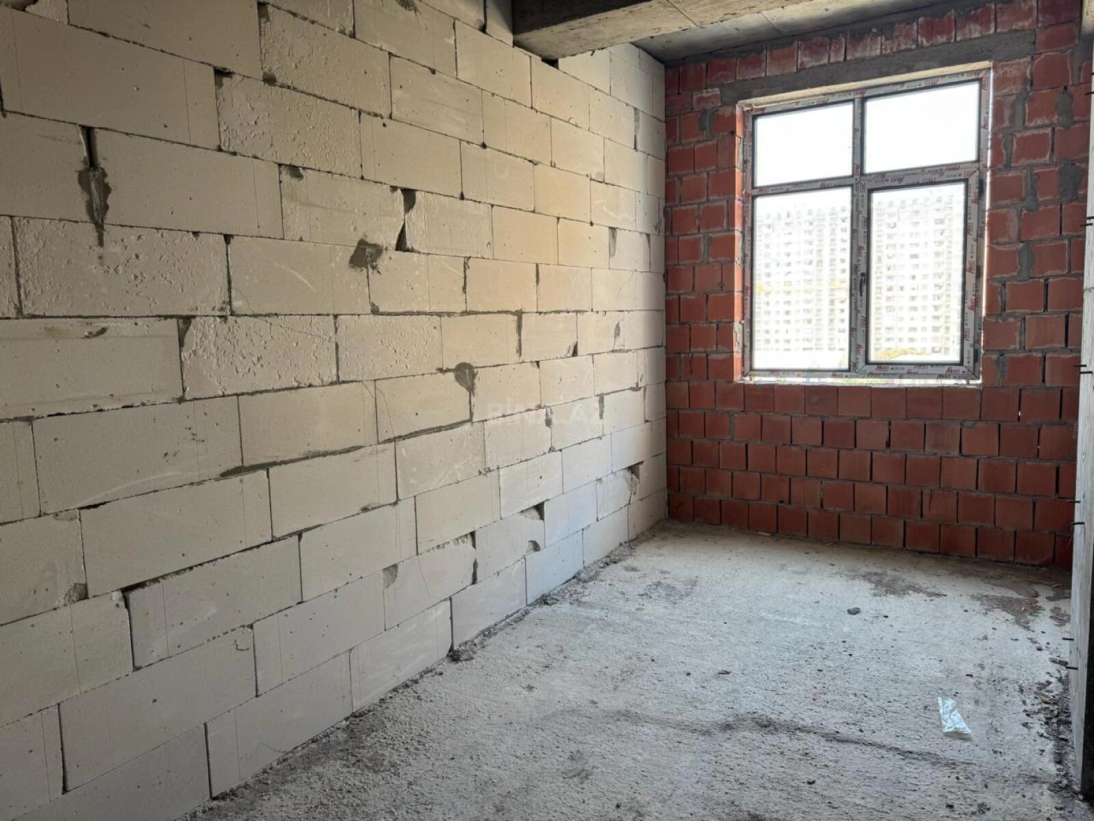 Satılır 1 otaqlı mənzil 49 m²