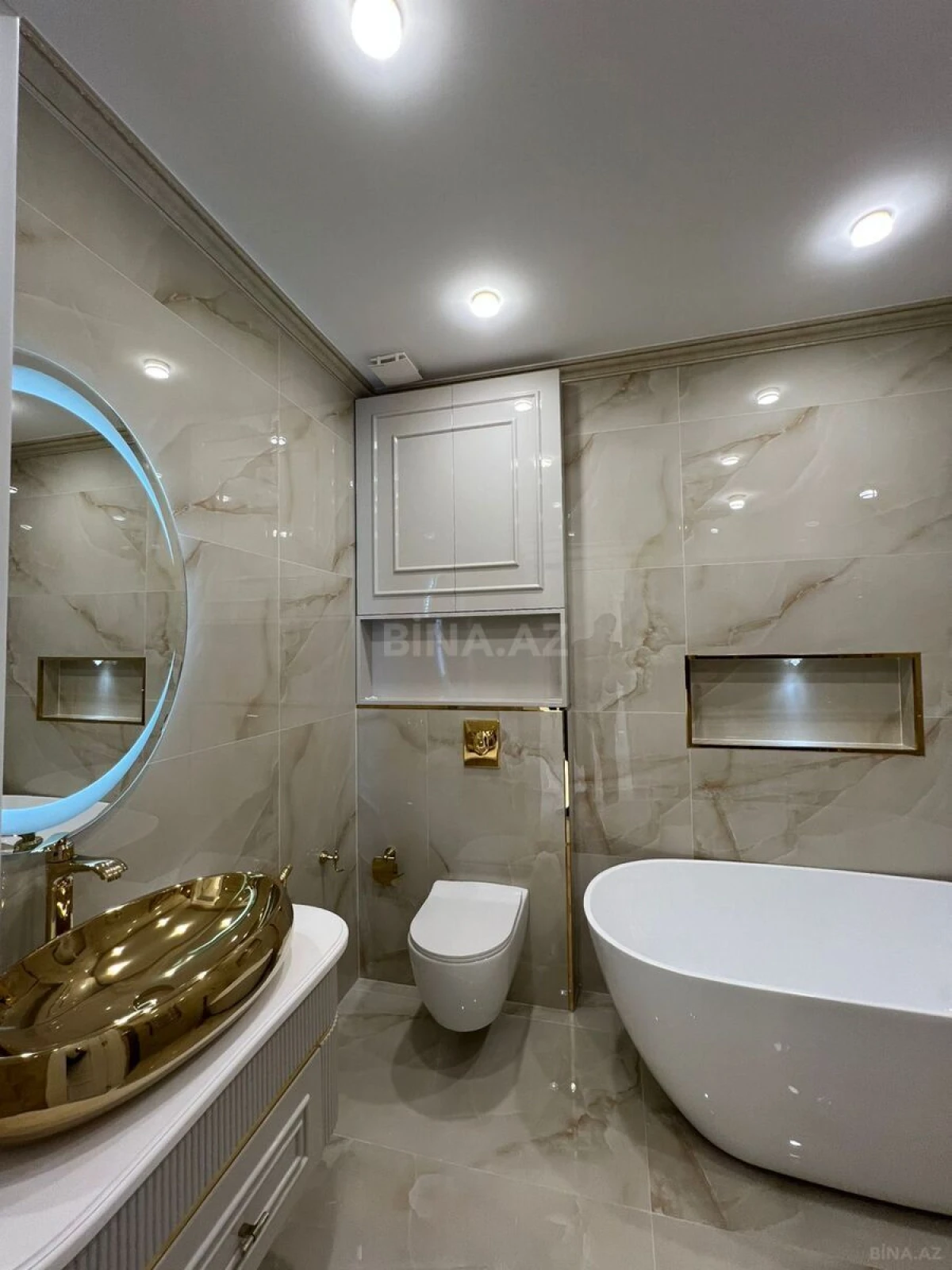 Kirayə verilir 3 otaqlı mənzil 147 m²