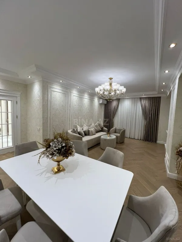 Kirayə verilir 3 otaqlı mənzil 147 m²