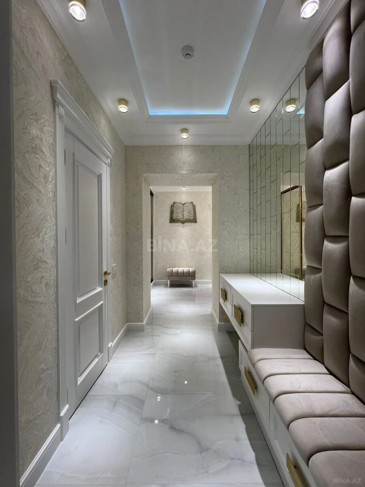 Kirayə verilir 3 otaqlı mənzil 147 m²