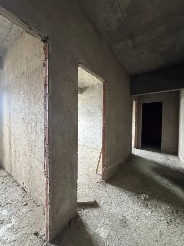 Satılır 2 otaqlı mənzil 68 m²