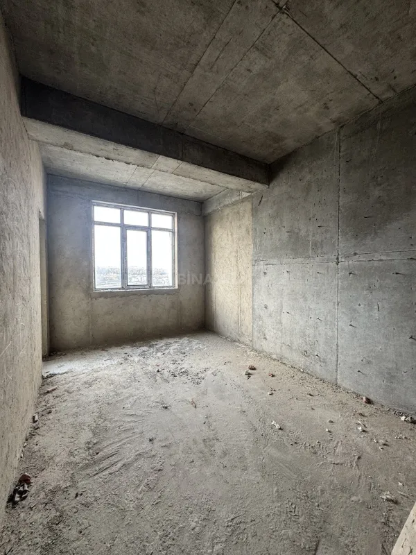 Satılır 2 otaqlı mənzil 68 m²