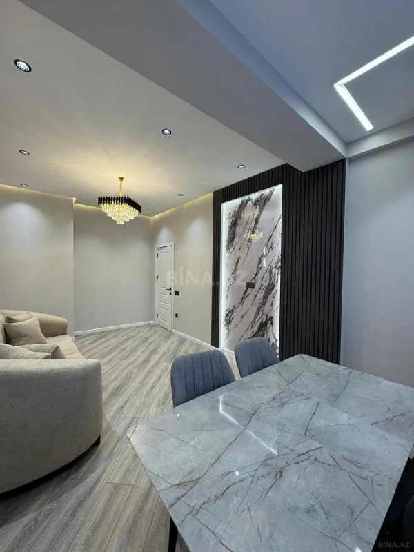 Satılır 2 otaqlı mənzil 68 m²