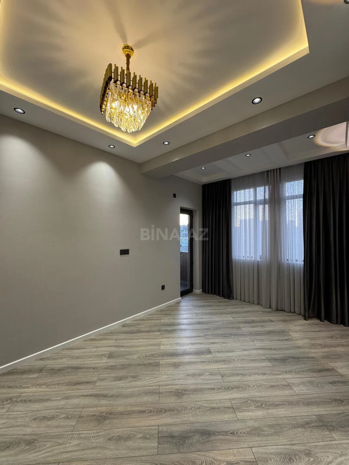 Satılır 2 otaqlı mənzil 68 m²