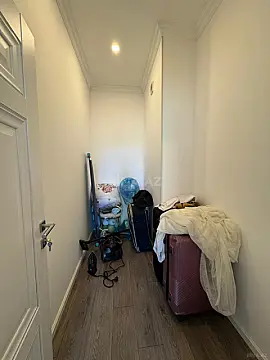 Satılır 2 otaqlı mənzil 87 m²