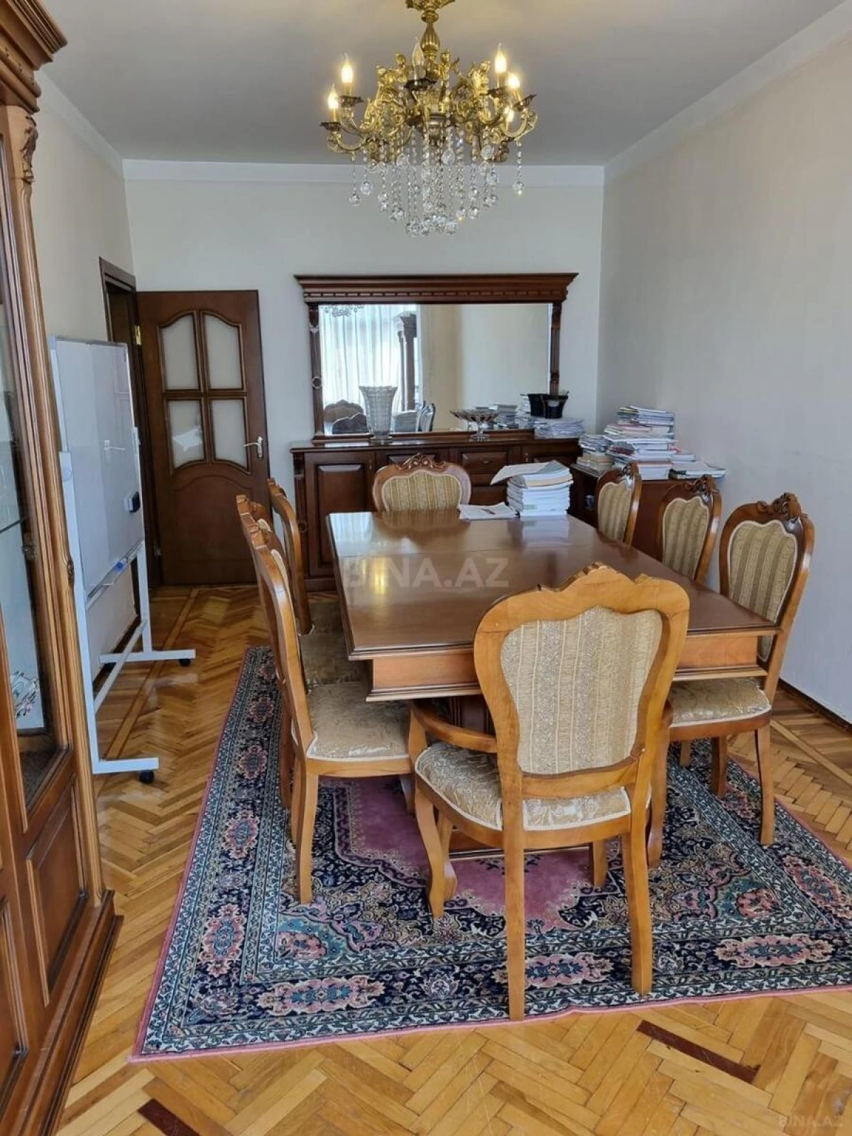 Satılır 4 otaqlı mənzil 100 m²