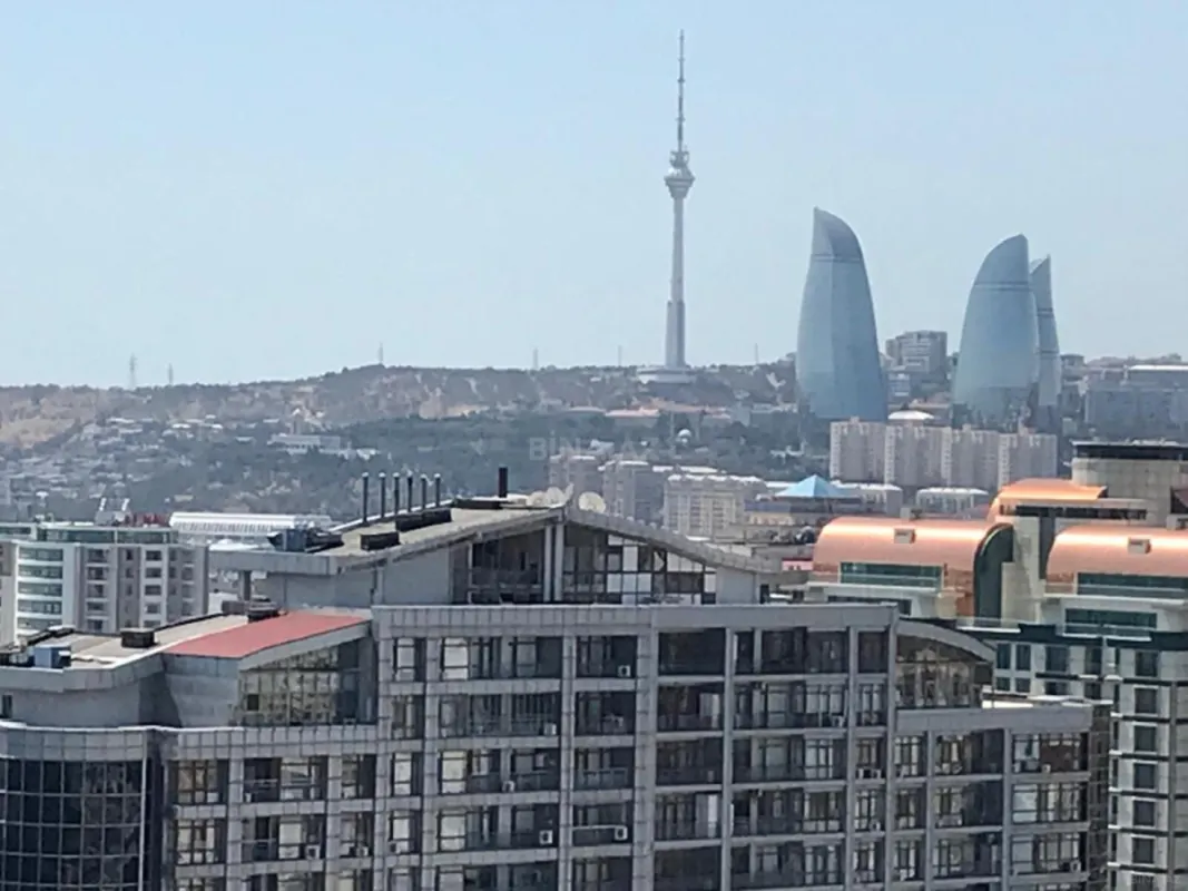 Satılır 2 otaqlı mənzil 58 m²