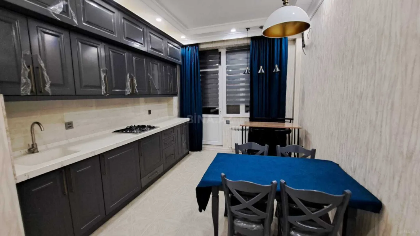 Satılır 2 otaqlı mənzil 85 m²