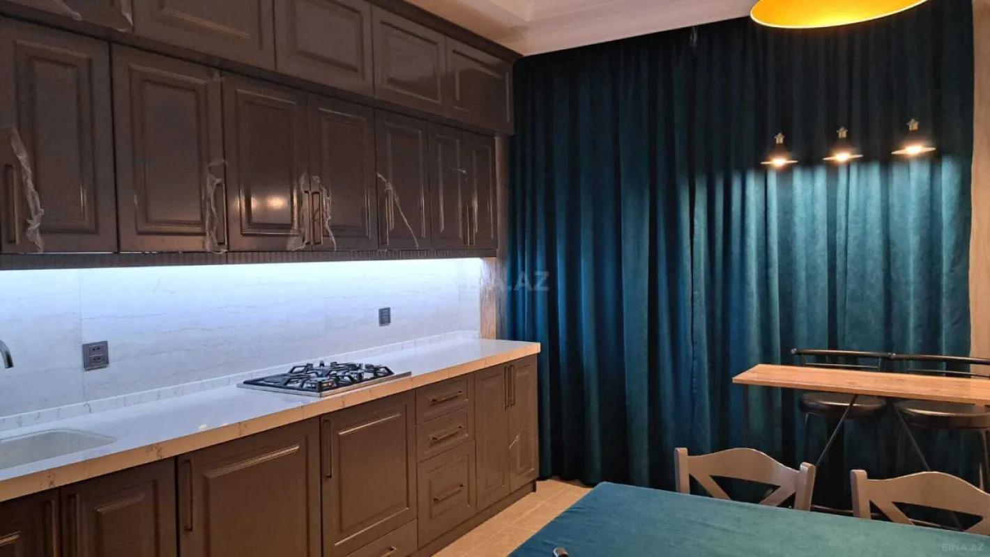Satılır 2 otaqlı mənzil 85 m²