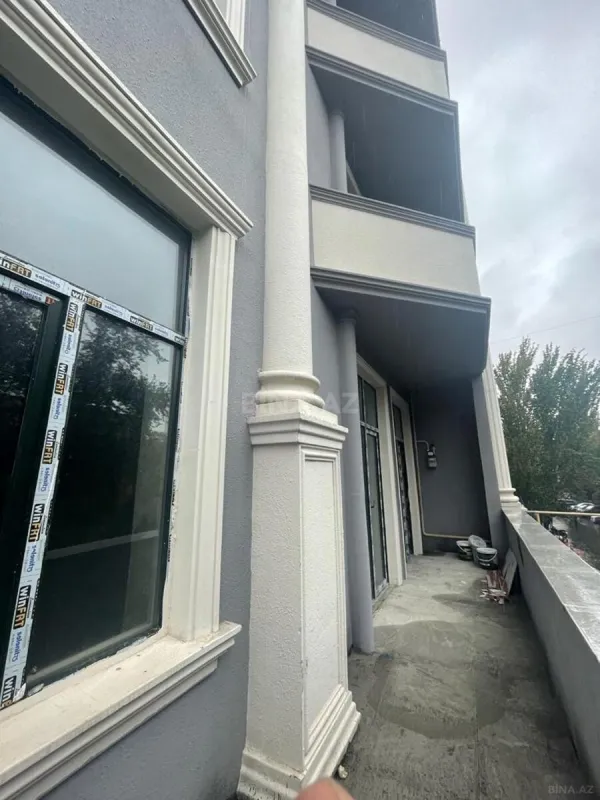 Satılır 4 otaqlı mənzil 149.6 m²