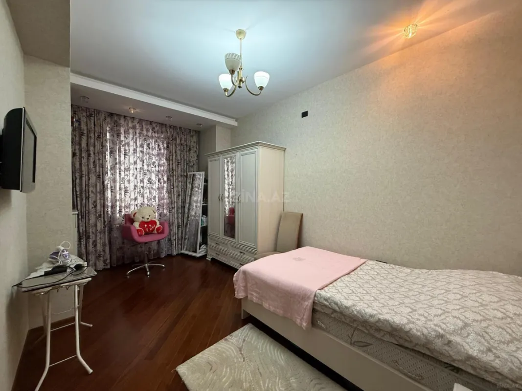 Satılır 3 otaqlı mənzil 100 m²