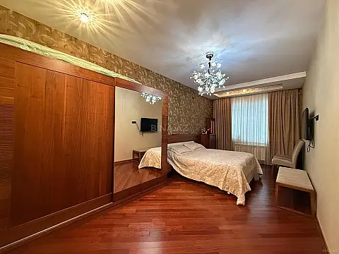 Satılır 3 otaqlı mənzil 100 m²