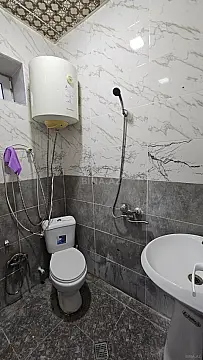 Satılır 1 otaqlı həyət evi 40 m²