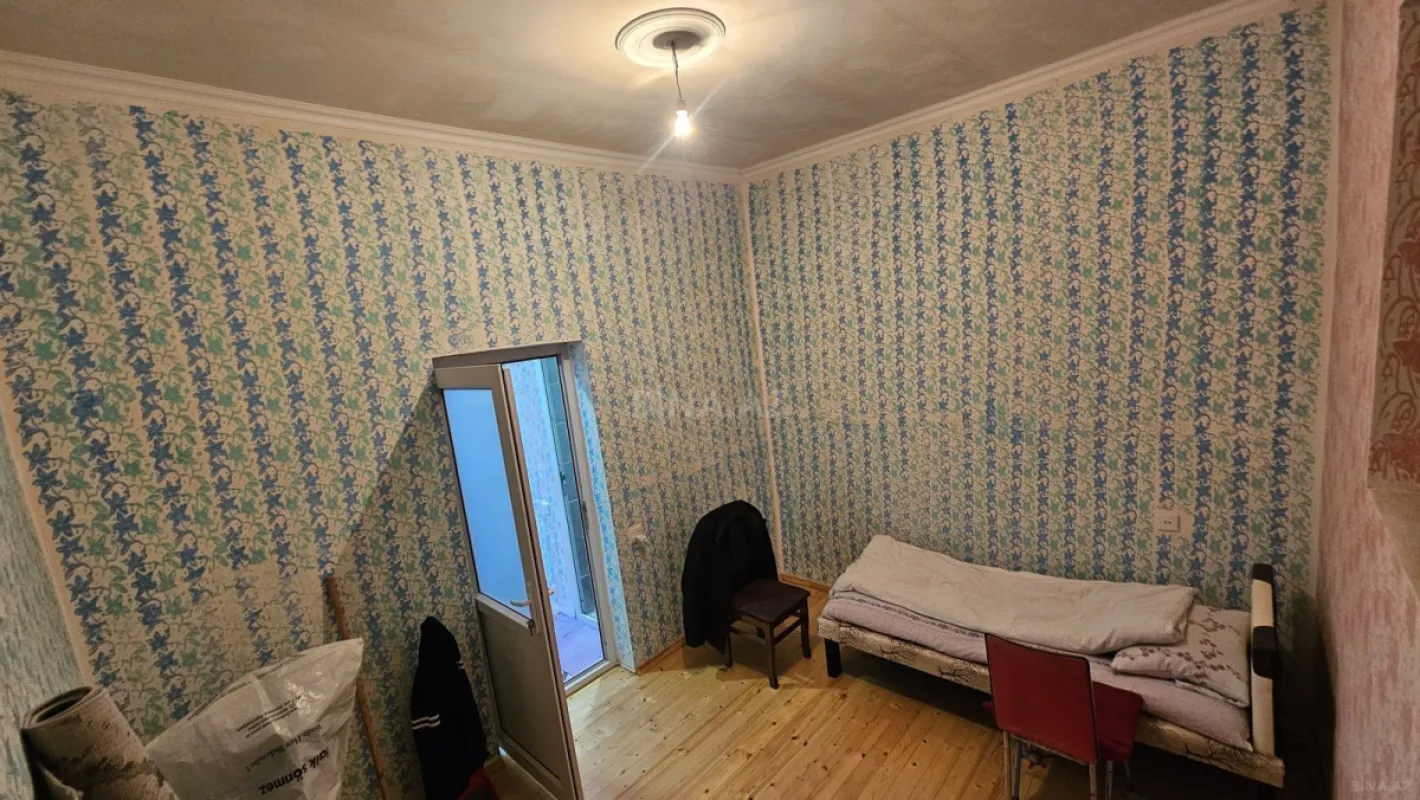Satılır 1 otaqlı həyət evi 40 m²
