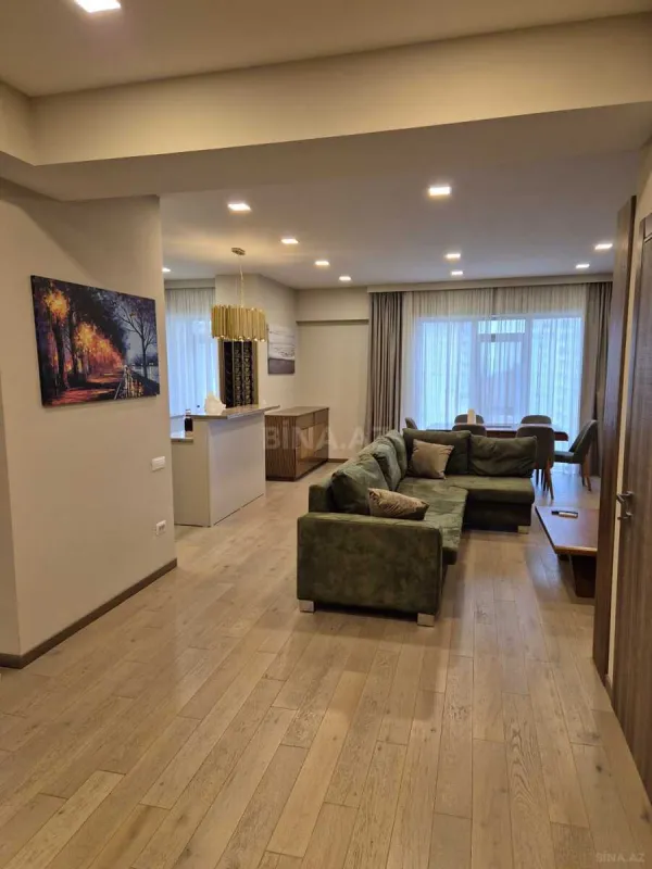 Kirayə verilir 3 otaqlı mənzil 115 m²
