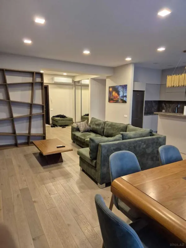 Kirayə verilir 3 otaqlı mənzil 115 m²