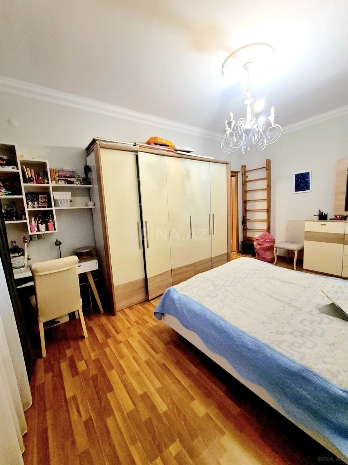 Satılır 2 otaqlı mənzil 60 m²