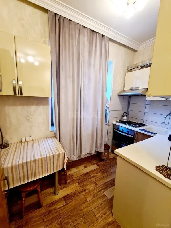 Satılır 2 otaqlı mənzil 60 m²