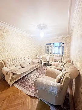 Satılır 4 otaqlı mənzil 105 m² — Bakı, Nizami 4 otaq 105.00 m²