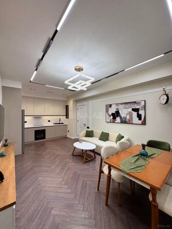 Satılır 3 otaqlı mənzil 93 m²