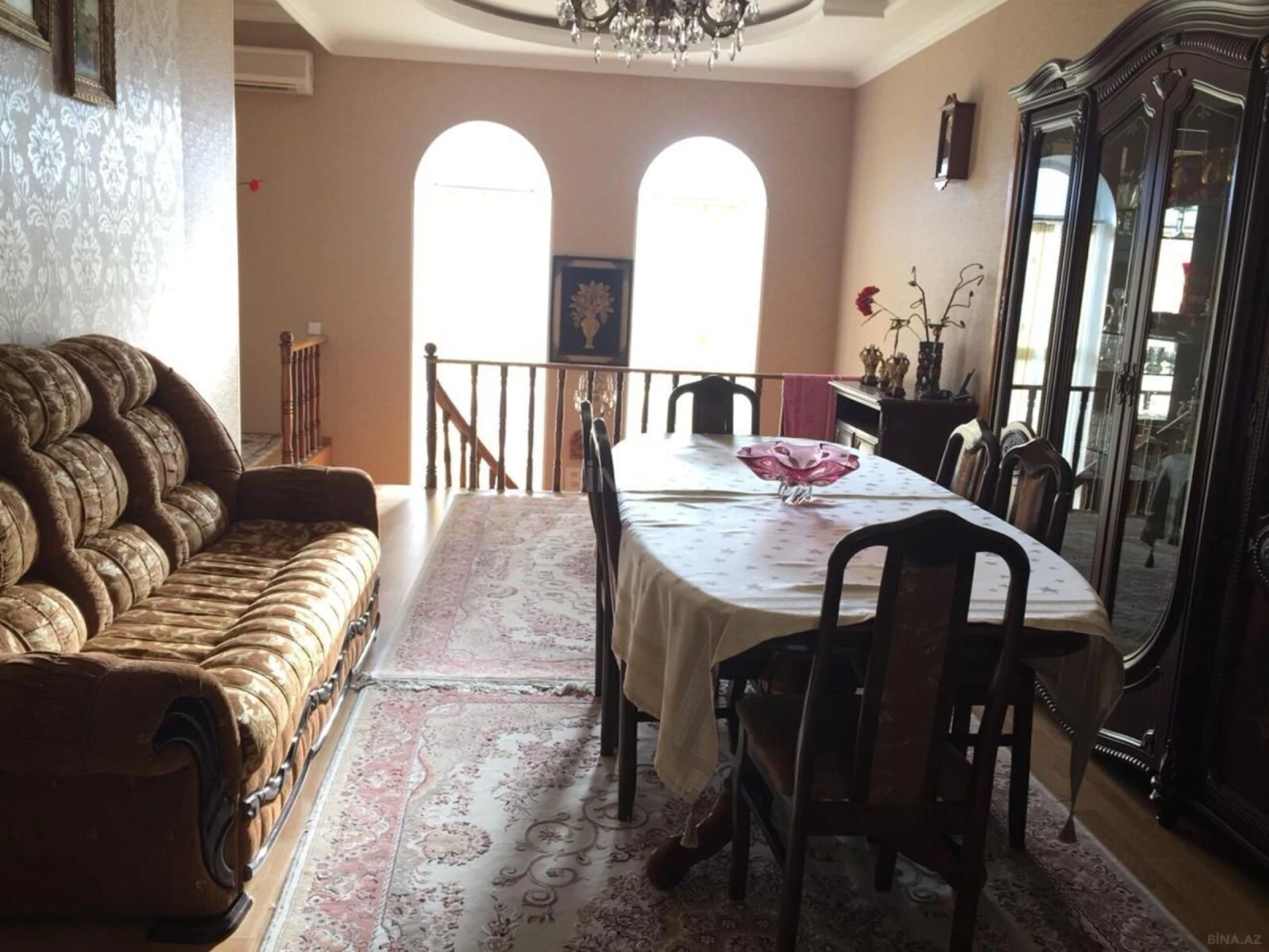 Satılır 4 otaqlı həyət evi 270 m²