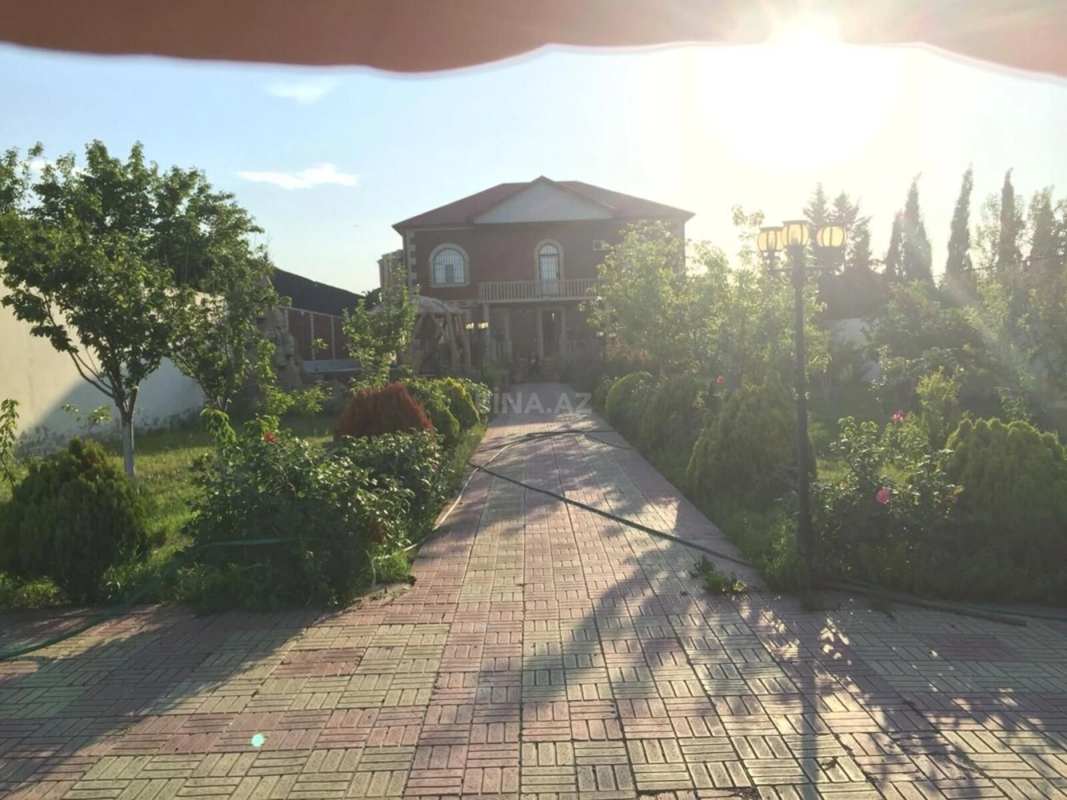 Satılır 4 otaqlı həyət evi 270 m²