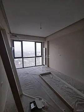 Satılır 4 otaqlı mənzil 130 m²