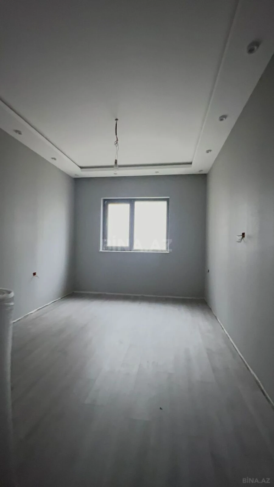Satılır 3 otaqlı mənzil 157 m²
