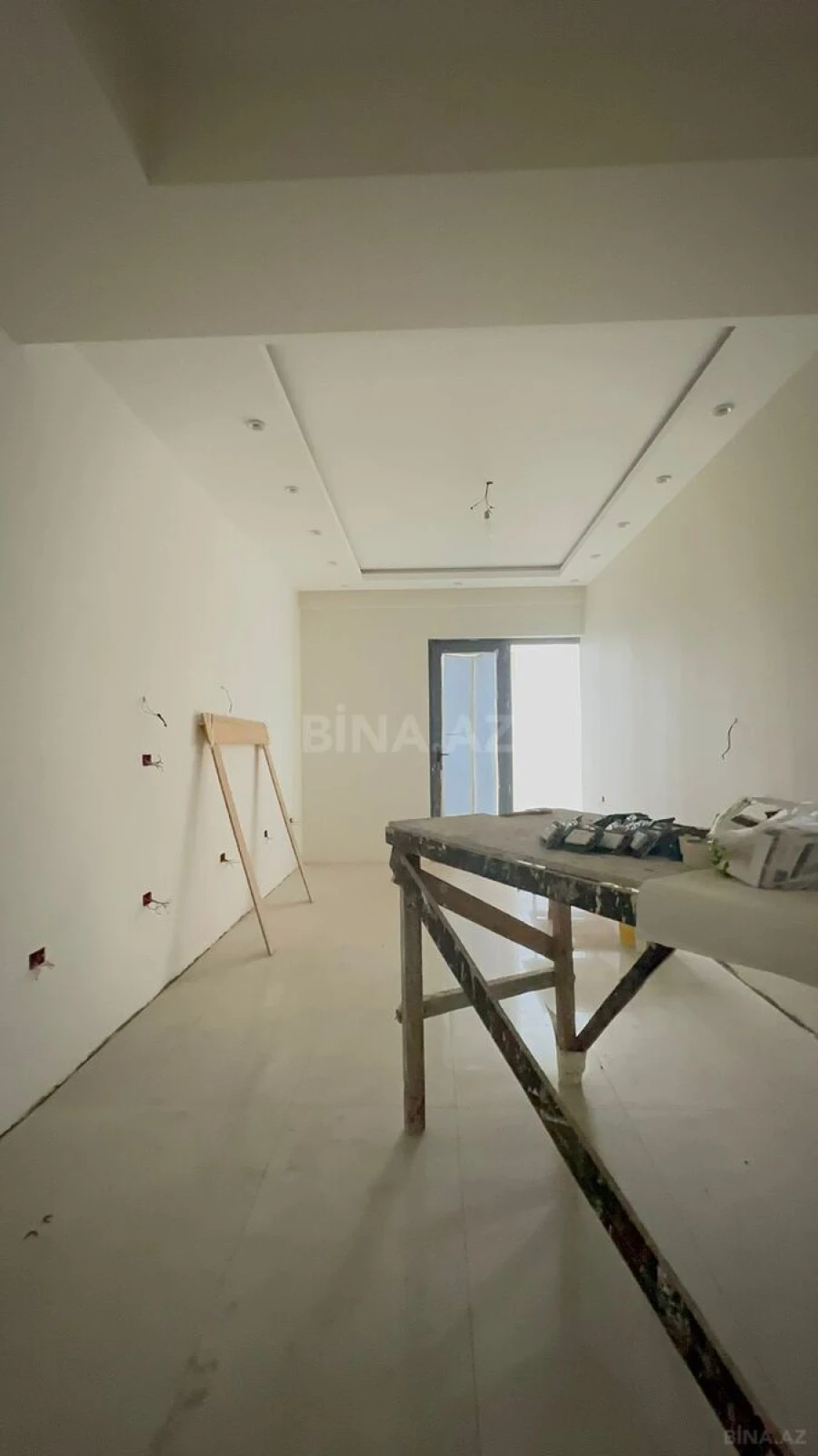 Satılır 3 otaqlı mənzil 157 m²