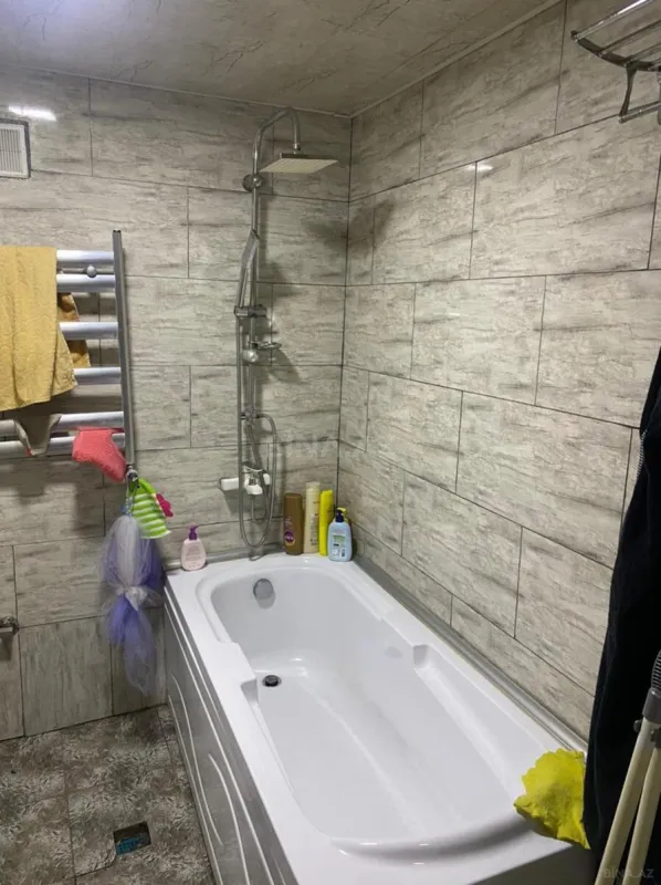 Satılır 3 otaqlı həyət evi 90 m²