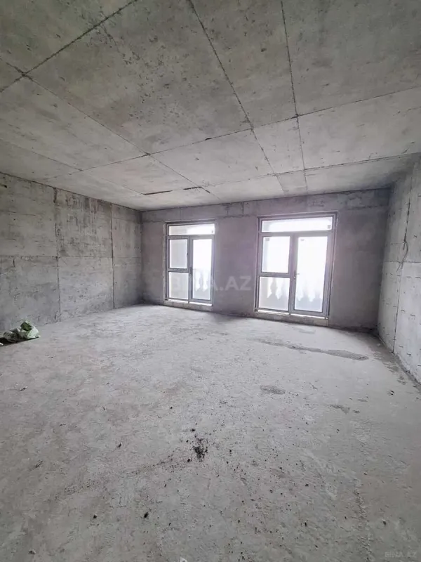 Satılır 3 otaqlı mənzil 108 m²