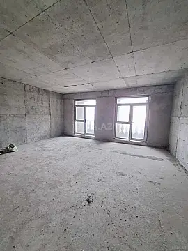 Satılır 3 otaqlı mənzil 108 m²