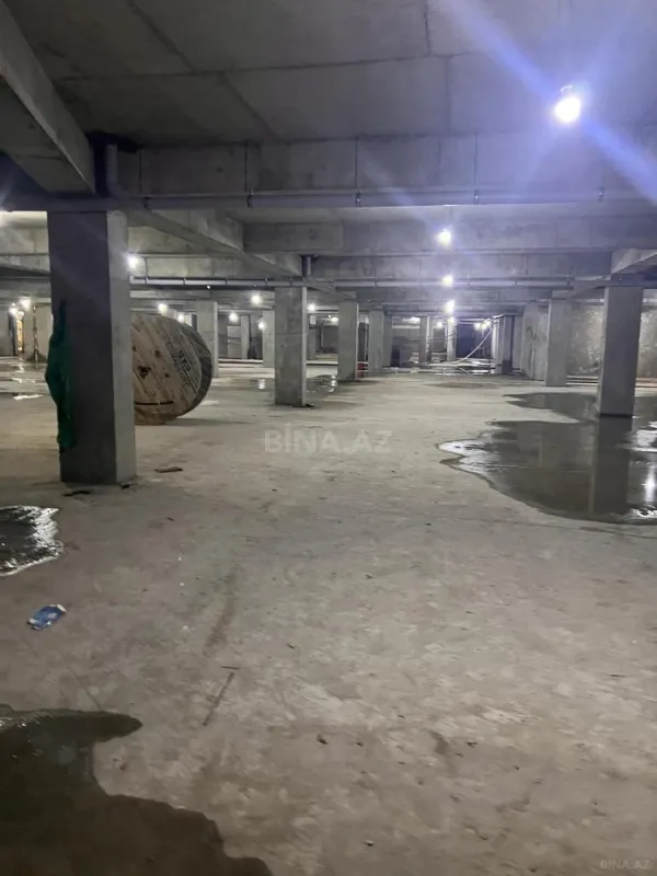 Satılır 3 otaqlı mənzil 147.5 m²