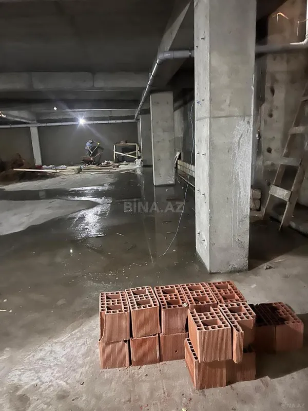 Satılır 3 otaqlı mənzil 147.5 m²