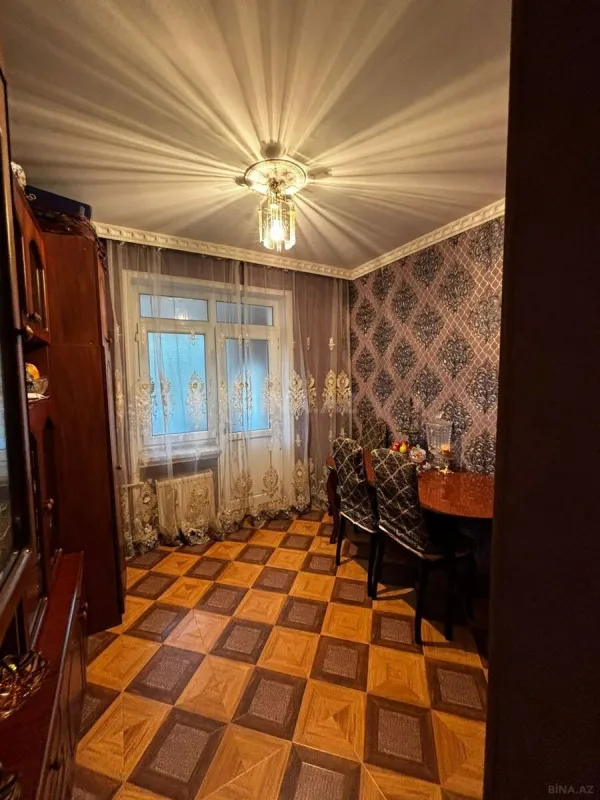 Satılır 4 otaqlı mənzil 85 m²