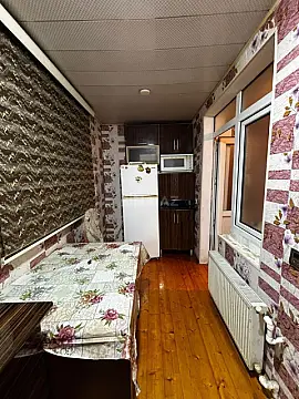 Satılır 4 otaqlı mənzil 85 m²