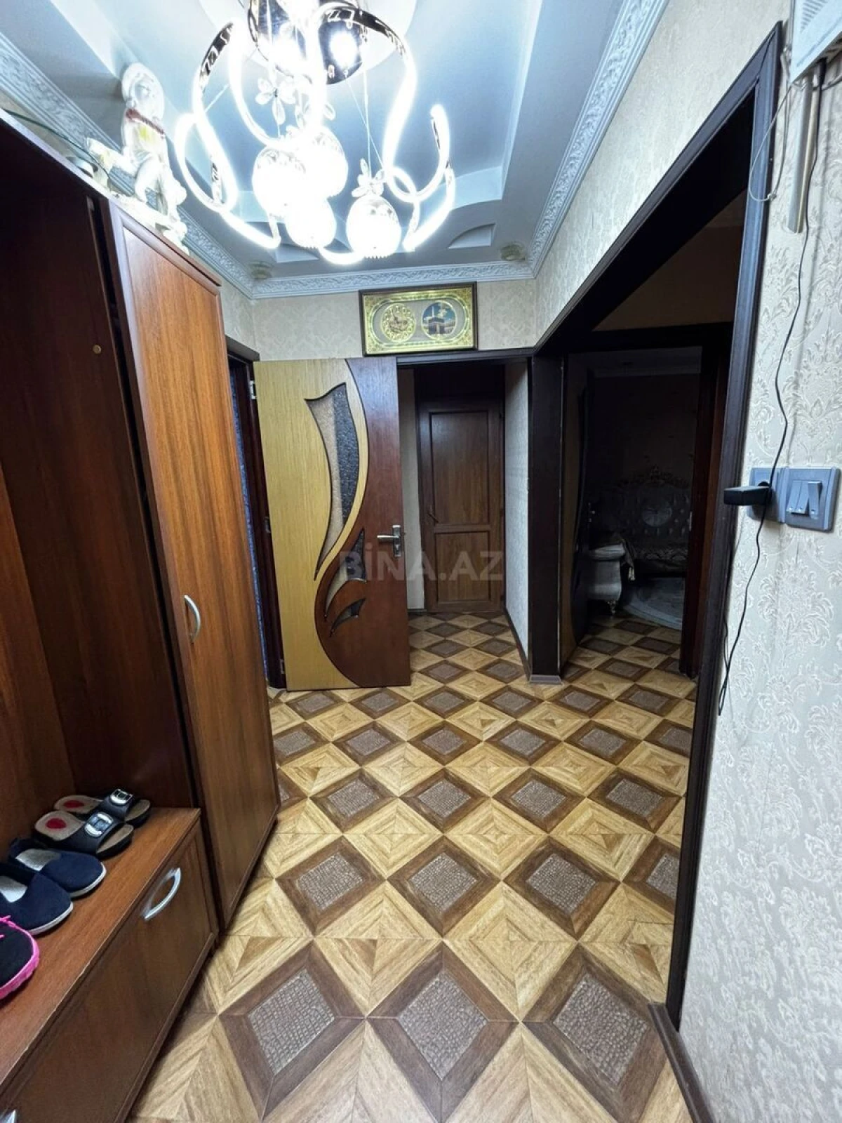 Satılır 4 otaqlı mənzil 85 m²