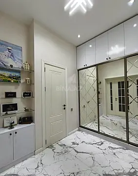 Satılır 3 otaqlı mənzil 98 m²