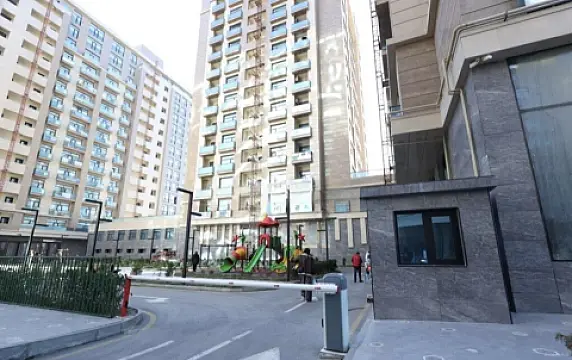 Satılır 3 otaqlı mənzil 98 m²