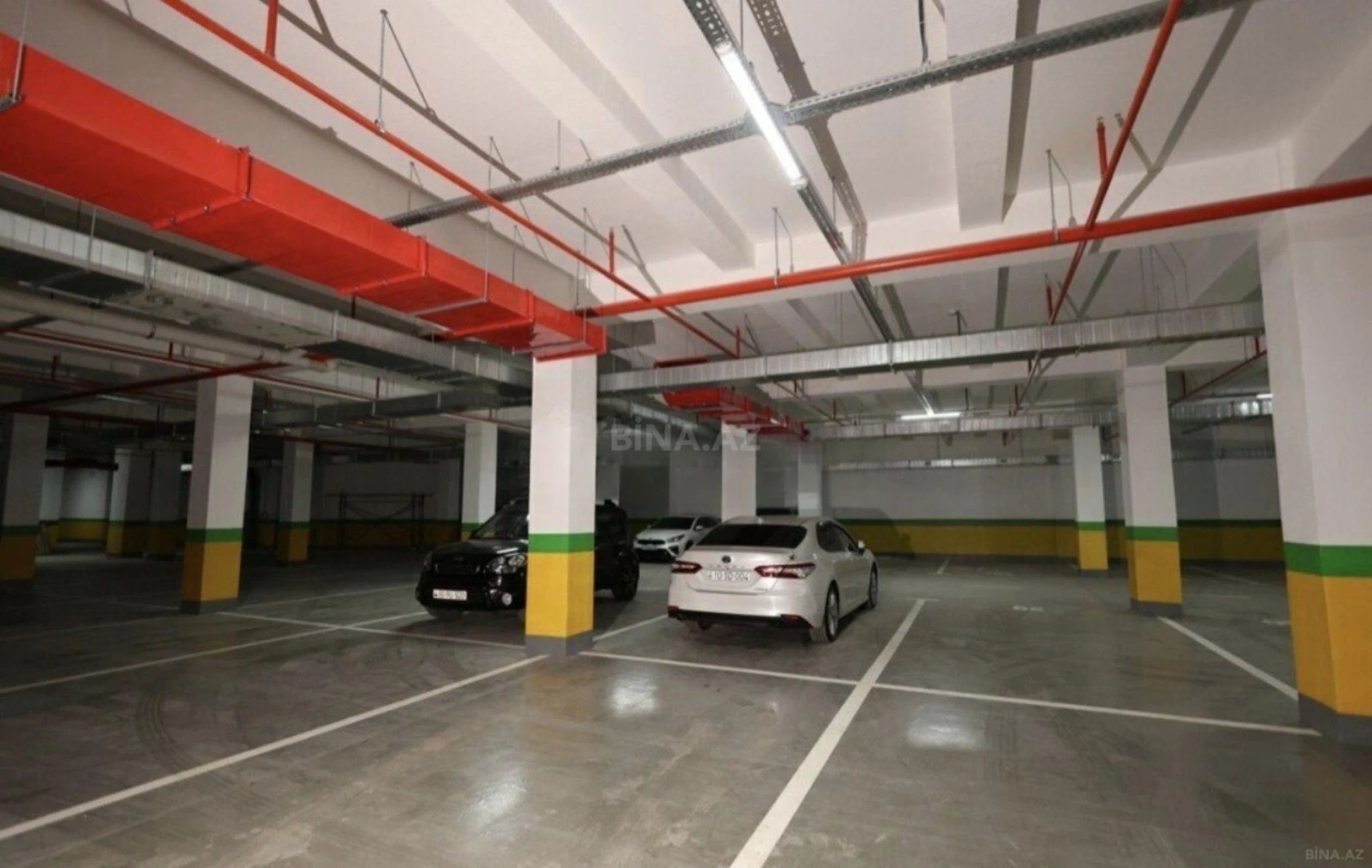 Satılır 3 otaqlı mənzil 98 m²