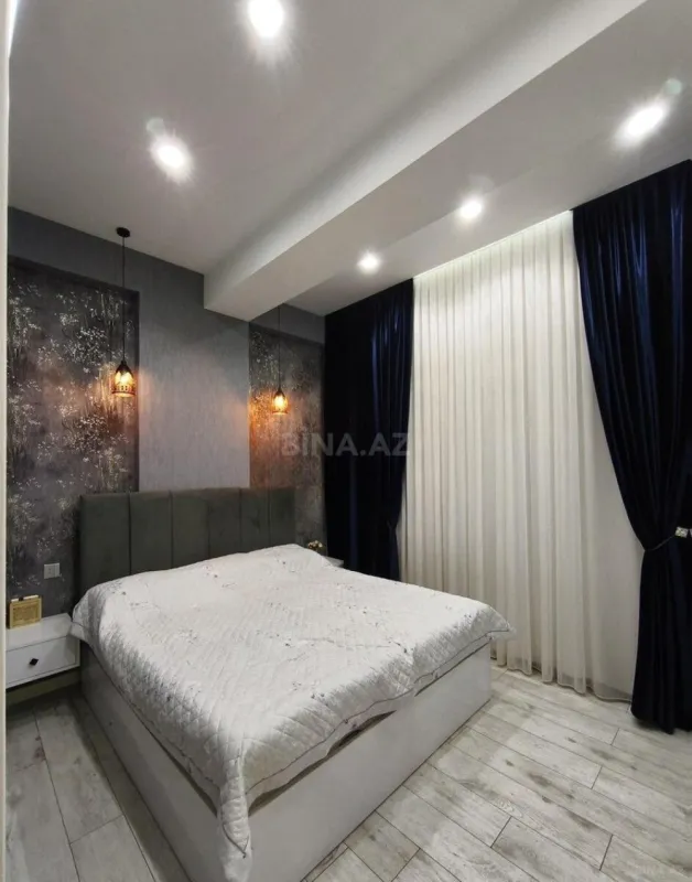 Satılır 3 otaqlı mənzil 98 m²