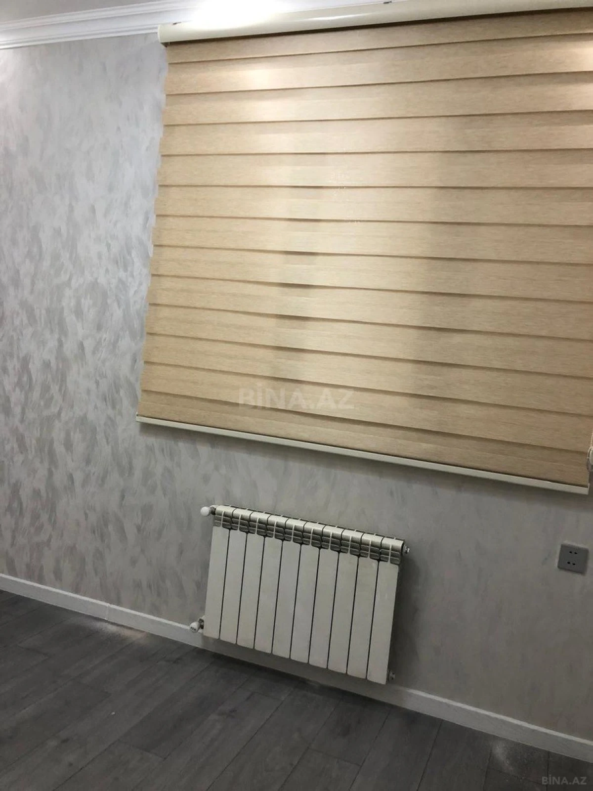 Satılır 2 otaqlı mənzil 79 m²