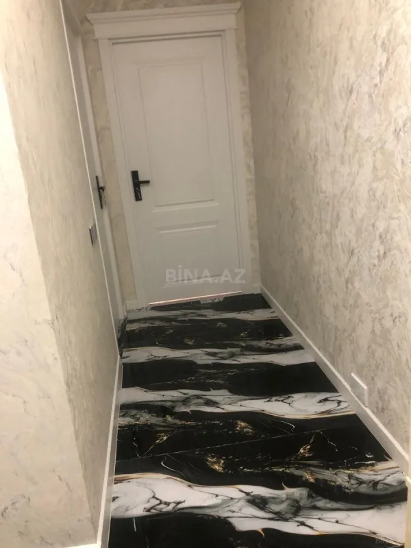 Satılır 2 otaqlı mənzil 79 m²