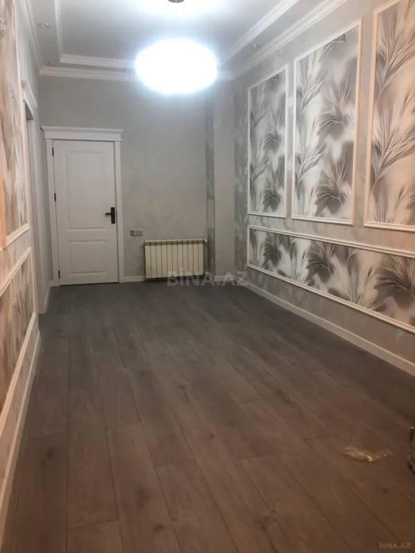 Satılır 2 otaqlı mənzil 79 m²